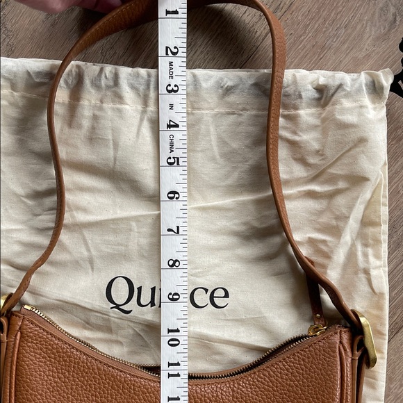 Quince Tan Leather Shoulder Bag - Picture 4 of 9